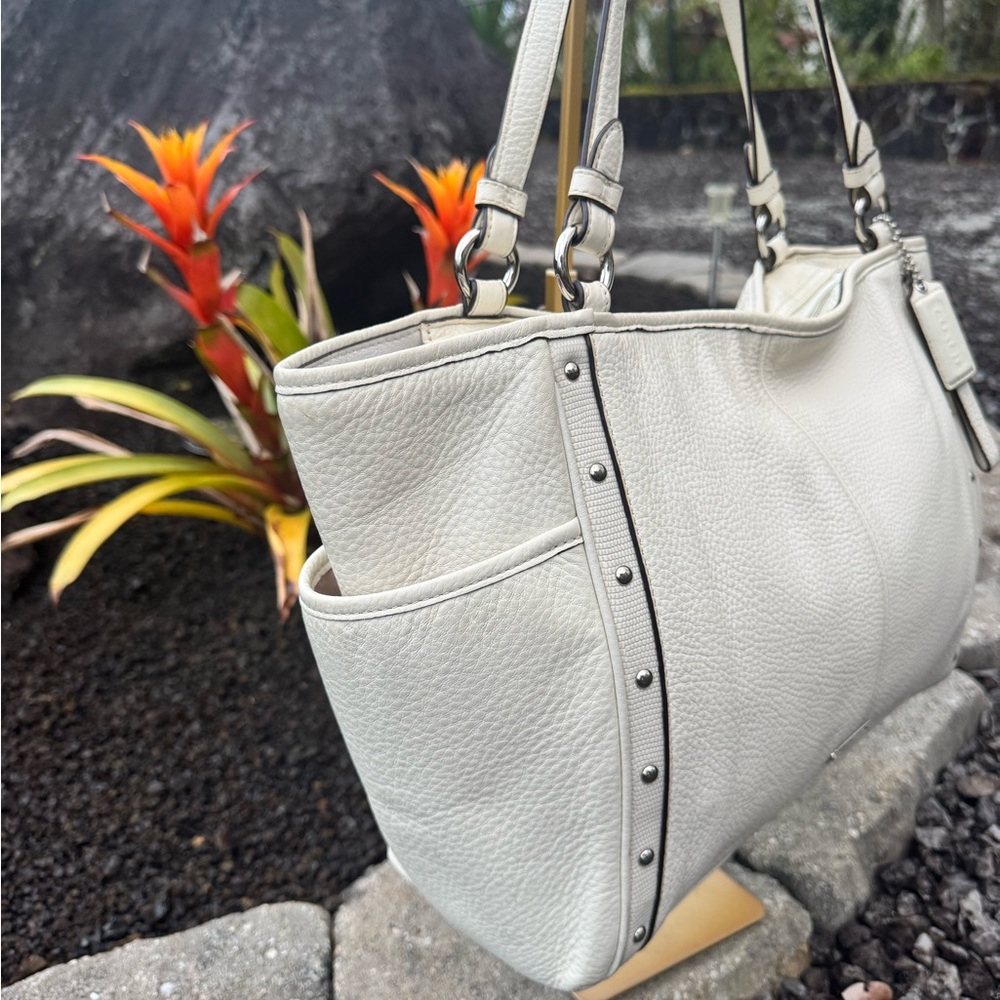 Coach Pebbled Leather Studded Tote Shoulder Bag Ivory F31286 - Picture 10 of 10